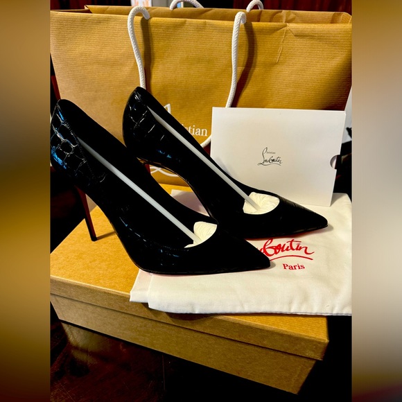 Christian Louboutin heels - Picture 1 of 2